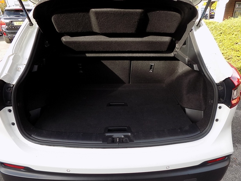 Used Nissan Qashqai 2017 for sale - 76766478: Photo 17