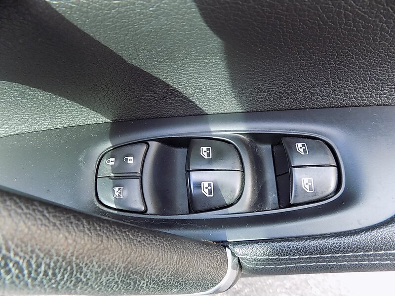 Used Nissan Qashqai 2017 for sale - 76766478: Photo 24