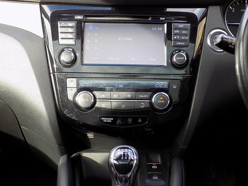 Used Nissan Qashqai 2017 for sale - 76766478: Photo 9