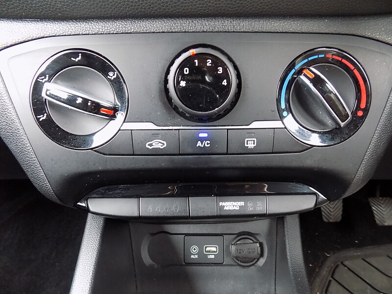 Used Hyundai i20 2017 for sale - 76766494: Photo 11