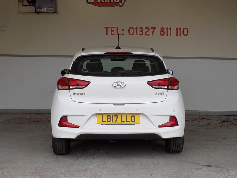 Used Hyundai i20 2017 for sale - 76766494: Photo 21