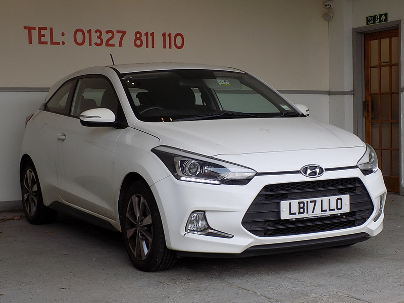 Used Hyundai i20 2017 for sale - 76766494: Photo 3