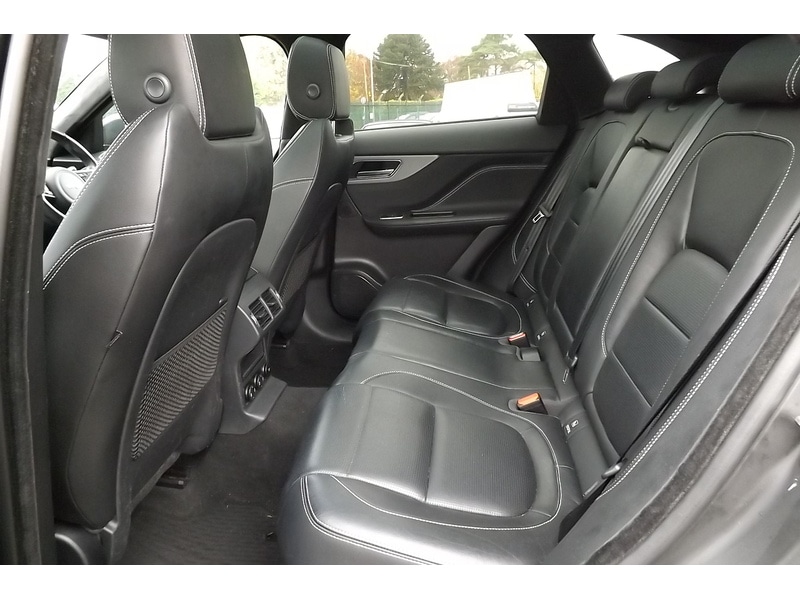 Used Jaguar F-Pace 2020 for sale - 76766476: Photo 31