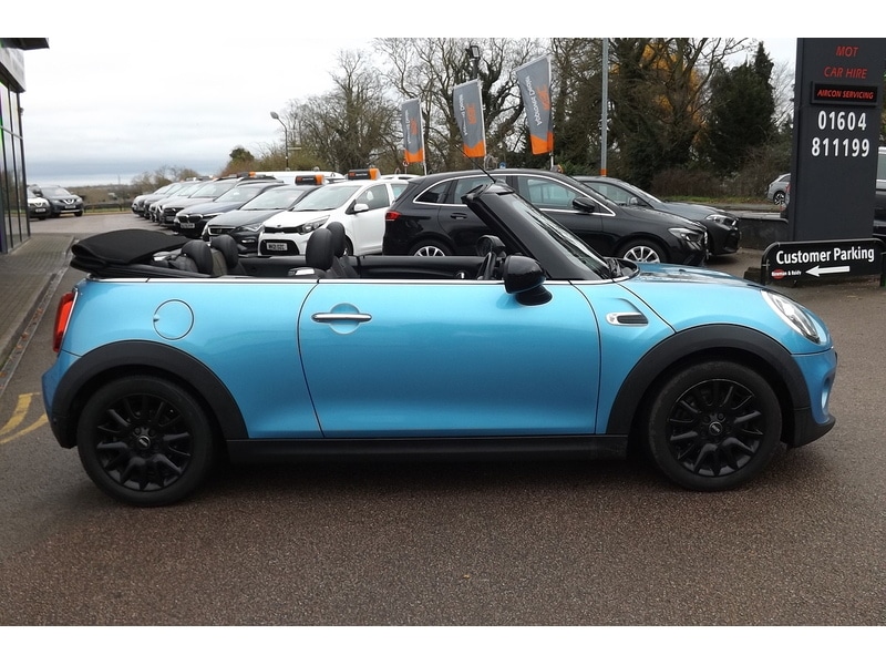 Used MINI Convertible 2018 for sale - 76910750: Photo 5
