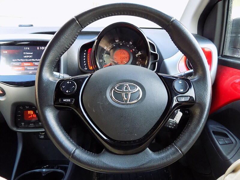 Used Toyota AYGO 2021 for sale - 76766489: Photo 9