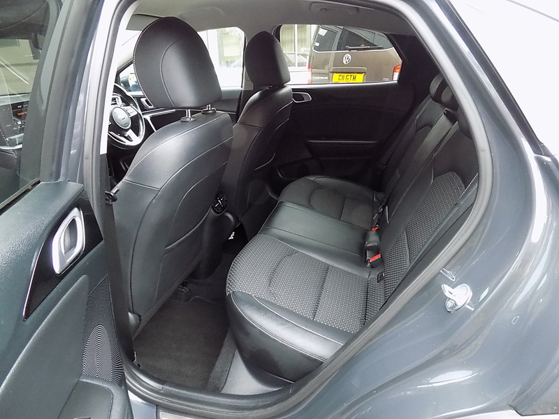 Used Kia XCeed 2021 for sale - 76766480: Photo 28