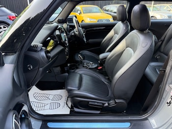 Used MINI Hatch 2021 for sale - 75567256: Photo
