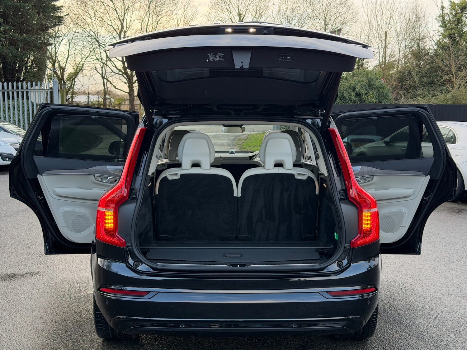 Used Volvo XC90 2023 for sale - 77630099: Photo 18