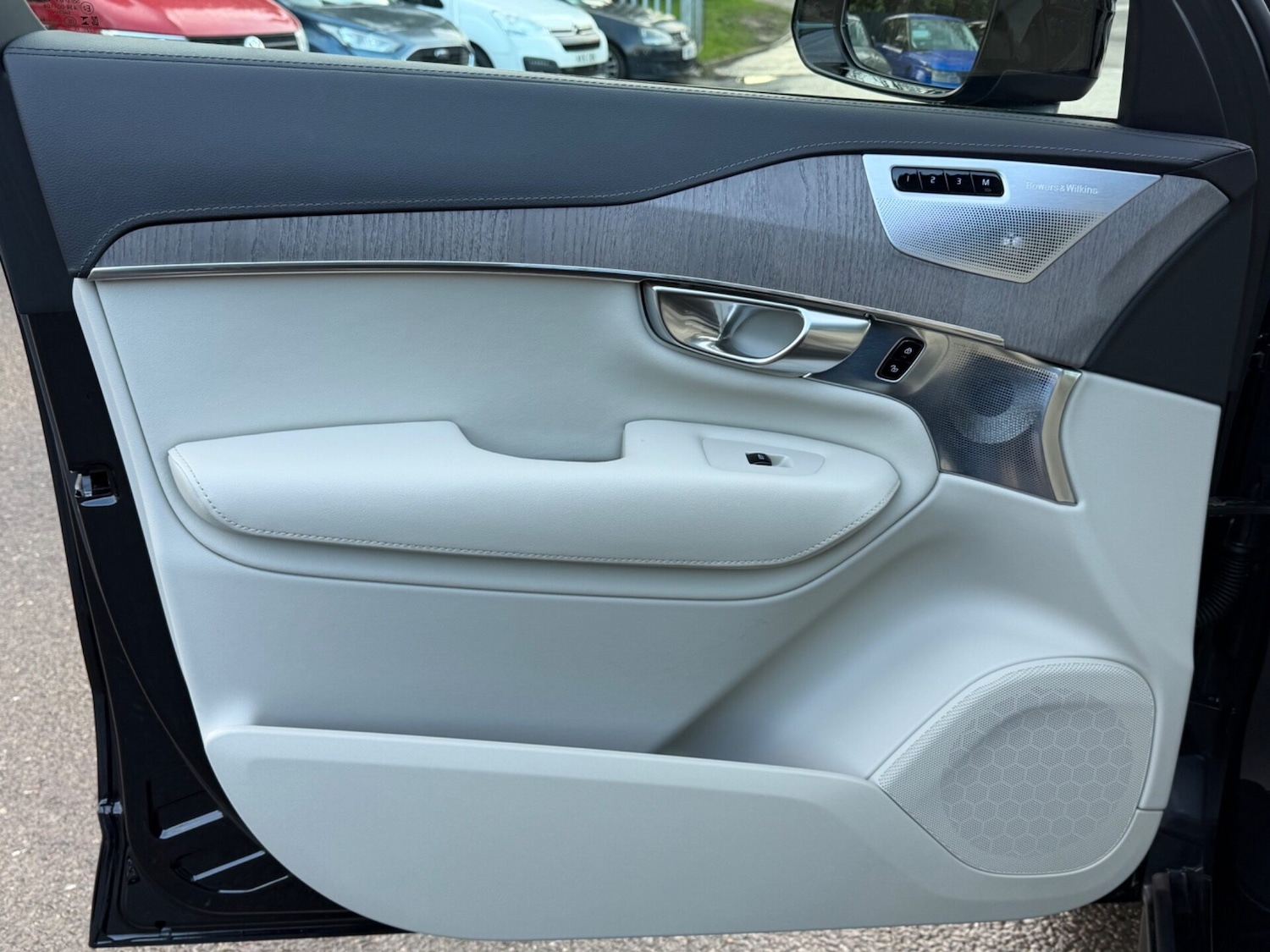 Used Volvo XC90 2023 for sale - 77630099: Photo 22