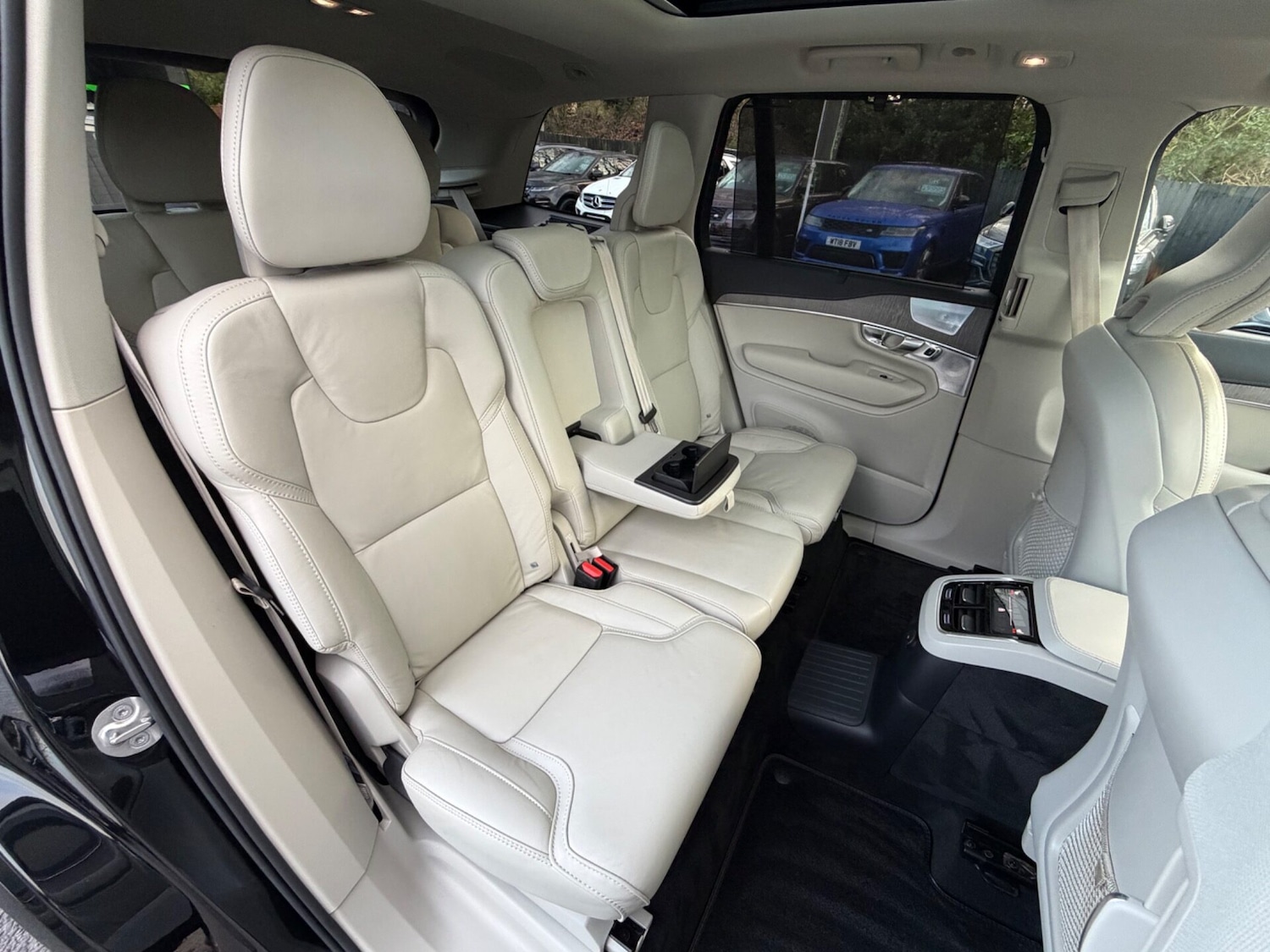 Used Volvo XC90 2023 for sale - 77630099: Photo 32