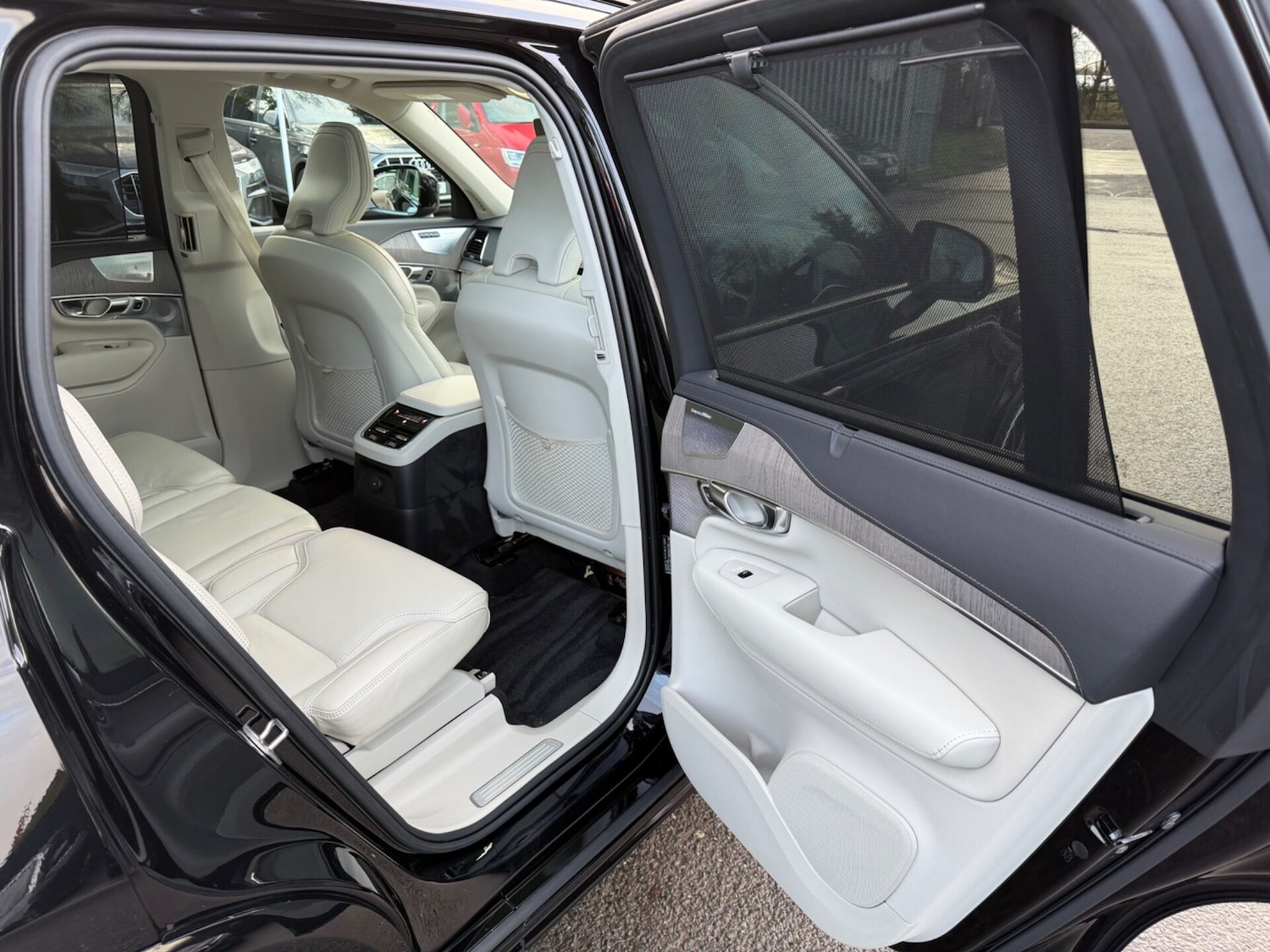 Used Volvo XC90 2023 for sale - 77630099: Photo 33