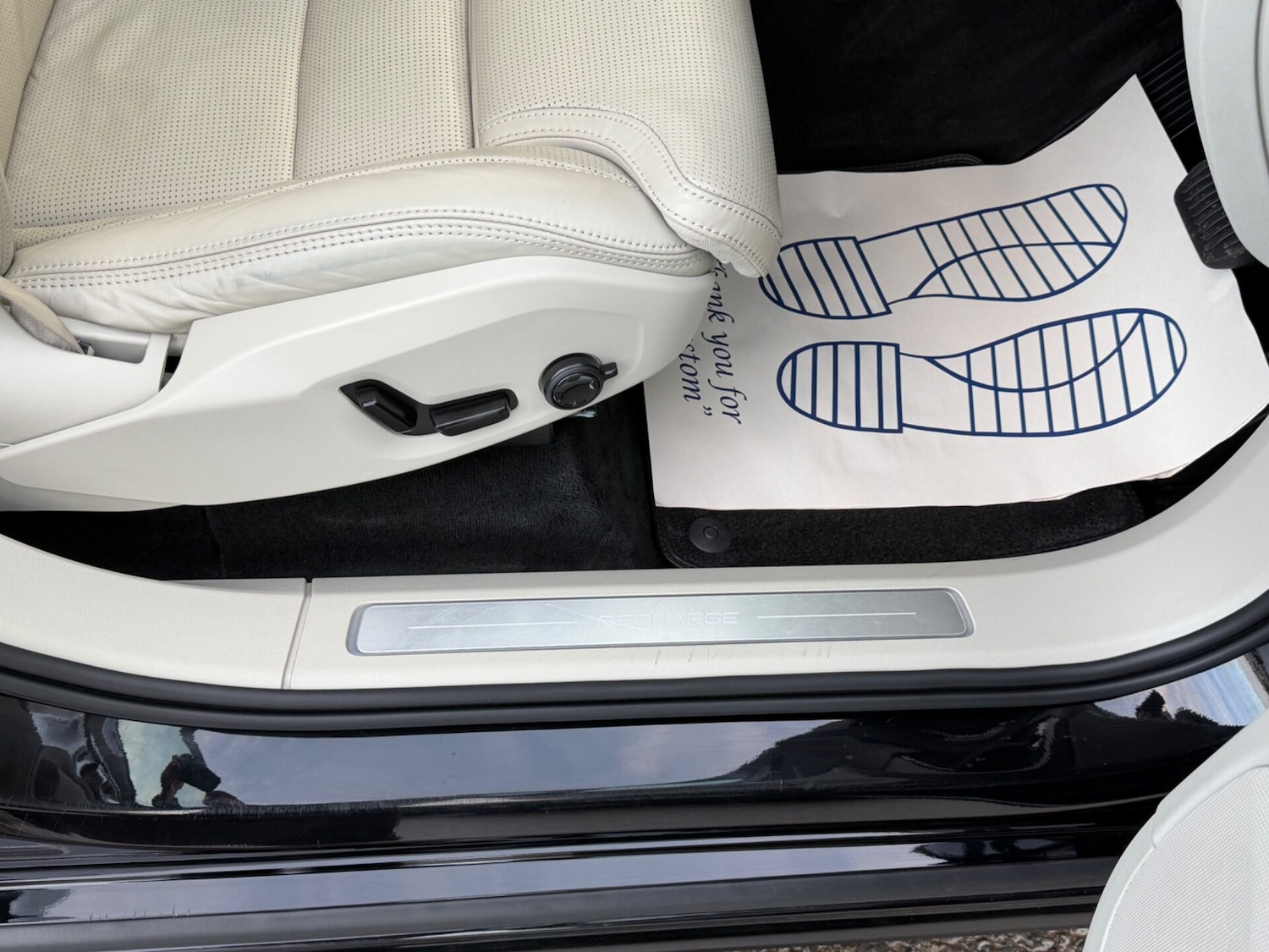 Used Volvo XC90 2023 for sale - 77630099: Photo 40