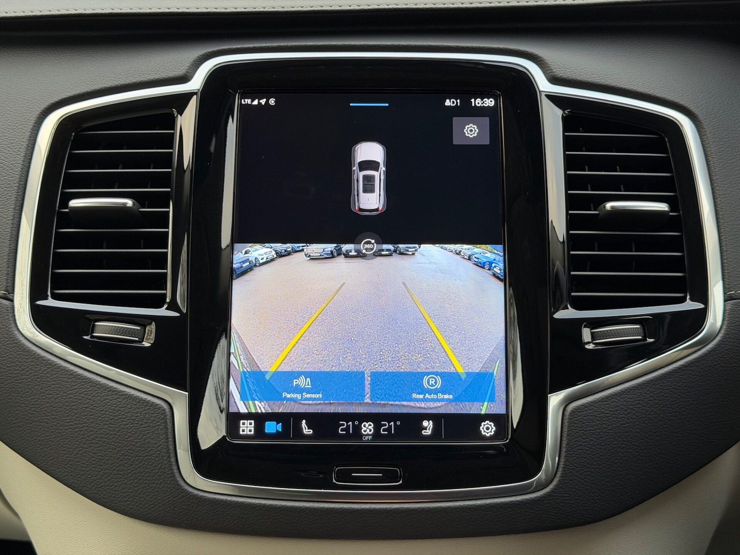 Used Volvo XC90 2023 for sale - 77630099: Photo 45