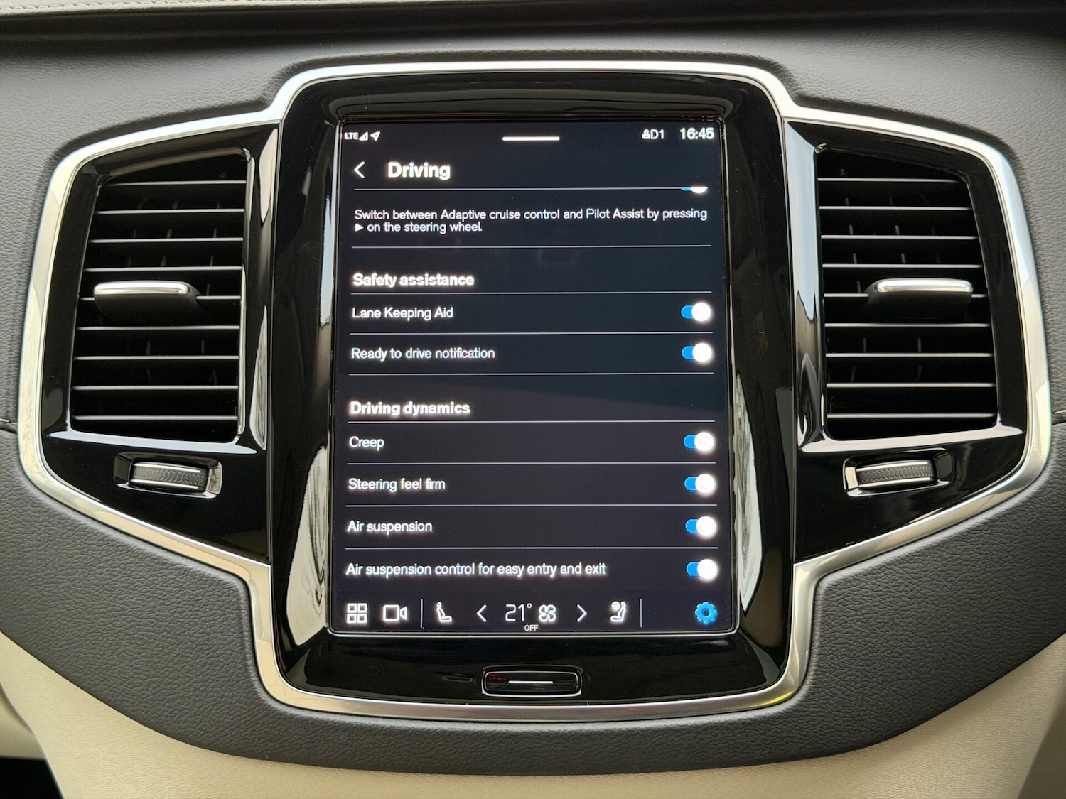 Used Volvo XC90 2023 for sale - 77630099: Photo 51