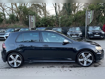 Used Volkswagen Golf 2015 for sale - 78133164: Photo