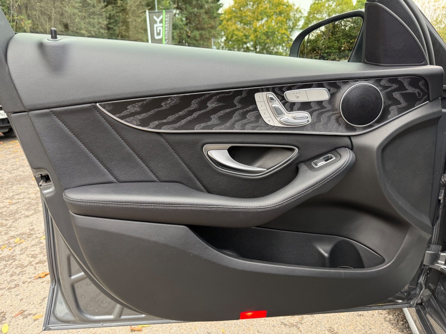 Used Mercedes-Benz C Class 2017 for sale - 76352363: Photo 24