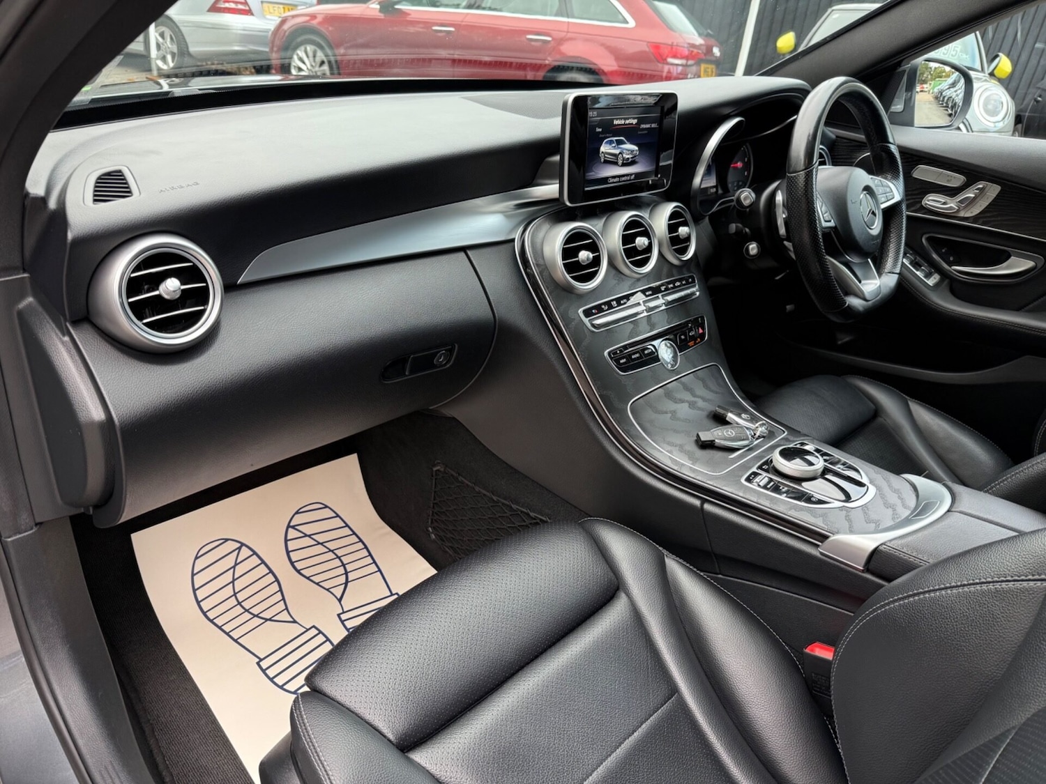 Used Mercedes-Benz C Class 2017 for sale - 76352363: Photo 25