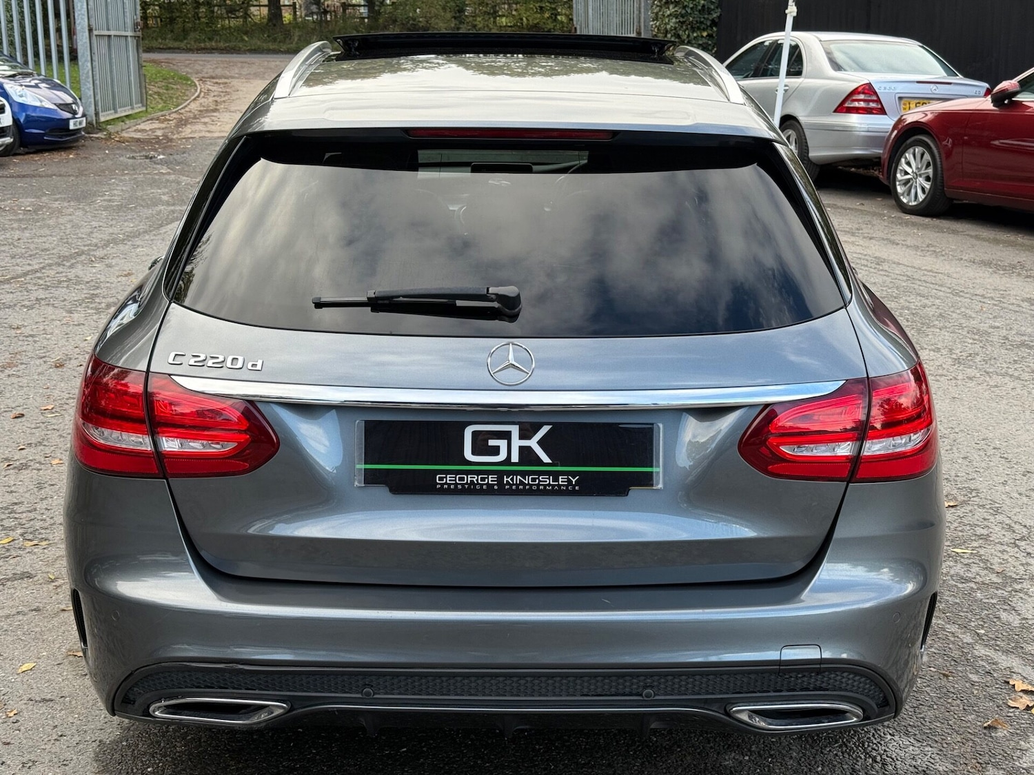 Used Mercedes-Benz C Class 2017 for sale - 76352363: Photo 8