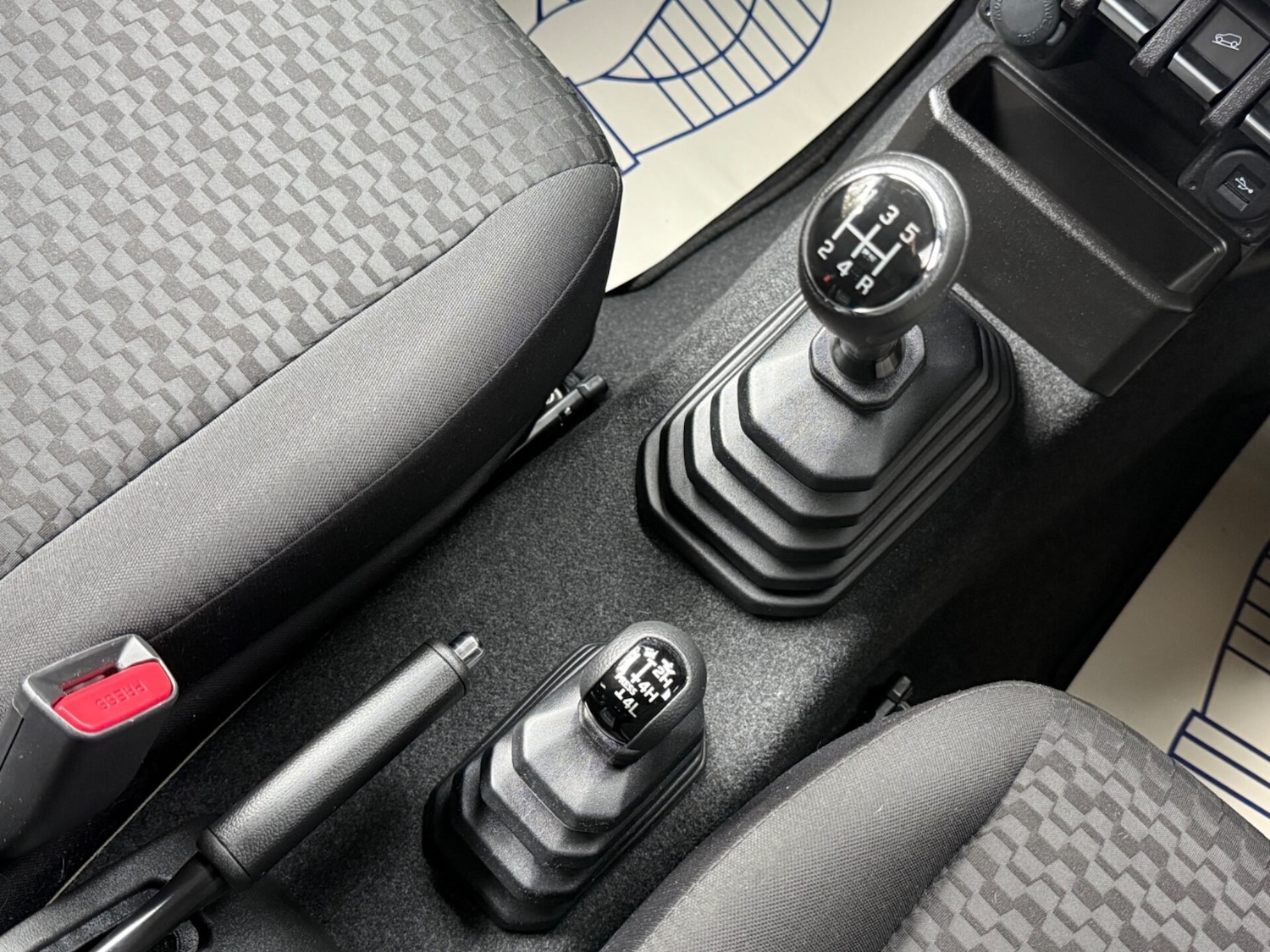 Used Suzuki Jimny 2023 for sale - 76402049: Photo 9