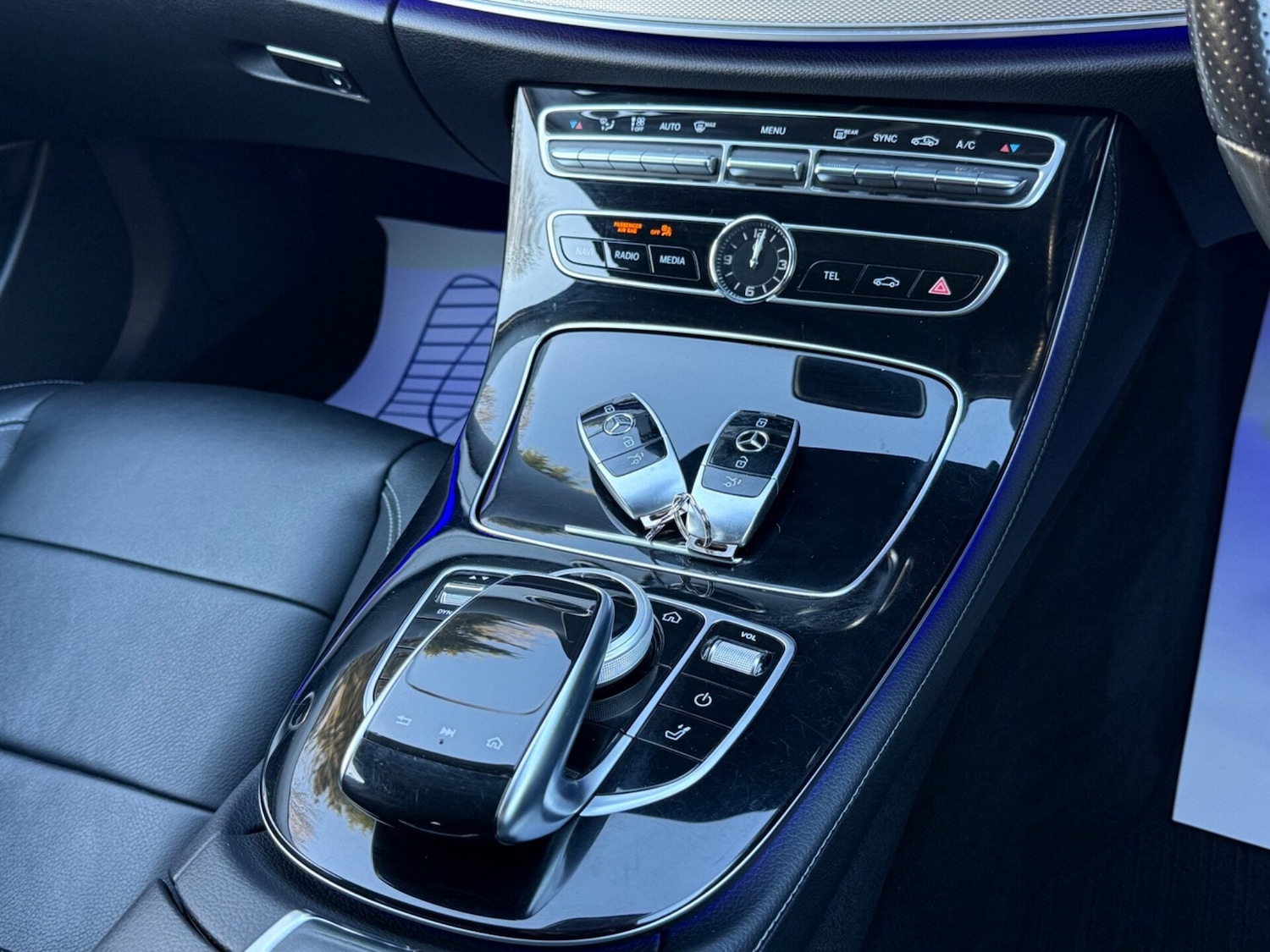 Used Mercedes-Benz E Class 2017 for sale - 77963689: Photo 11