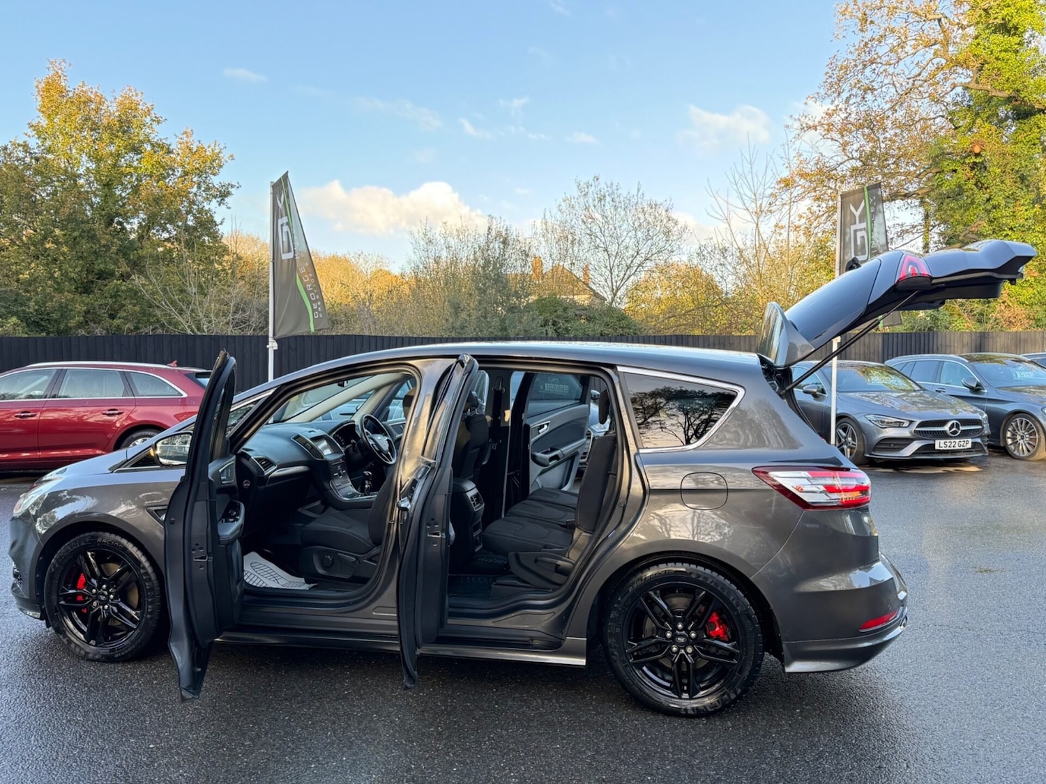 Used Ford S-Max 2016 for sale - 76588310: Photo 22