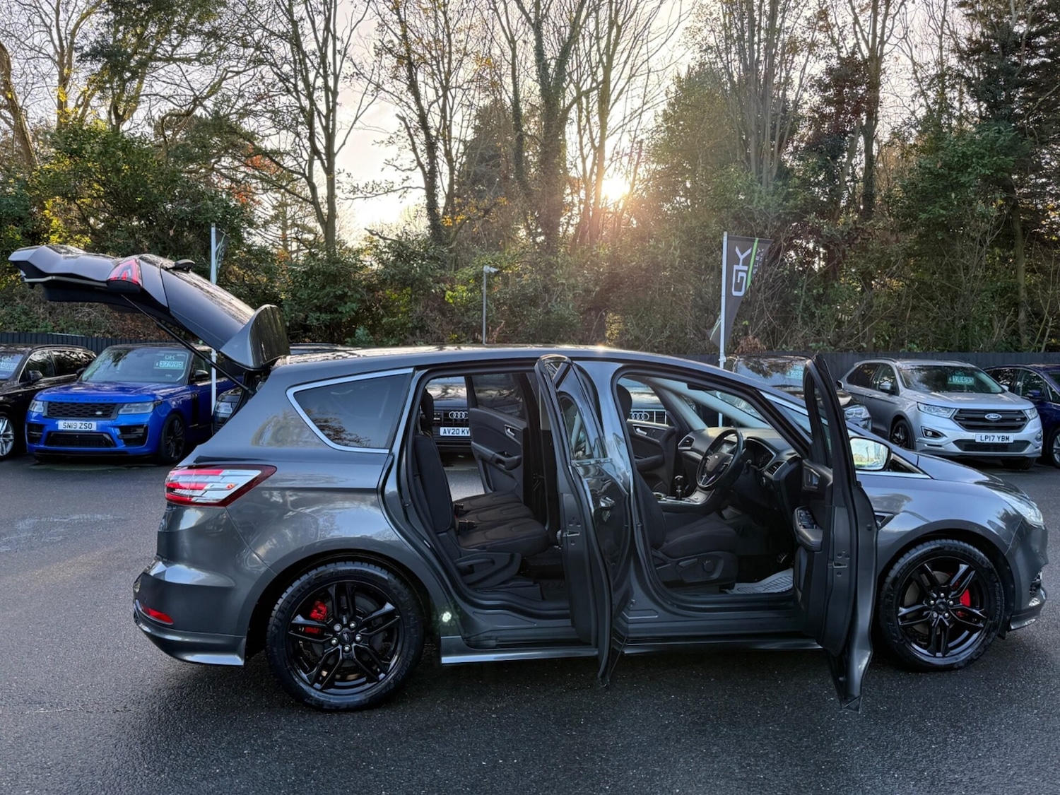 Used Ford S-Max 2016 for sale - 76588310: Photo 23