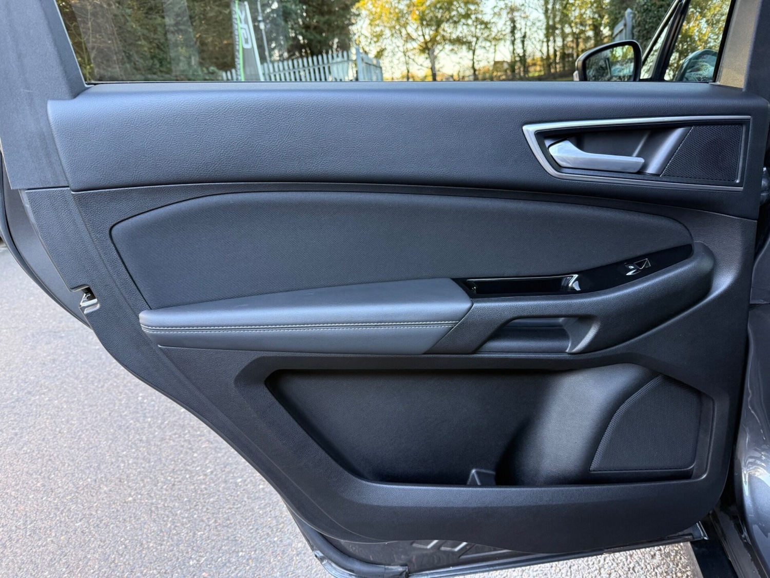 Used Ford S-Max 2016 for sale - 76588310: Photo 28