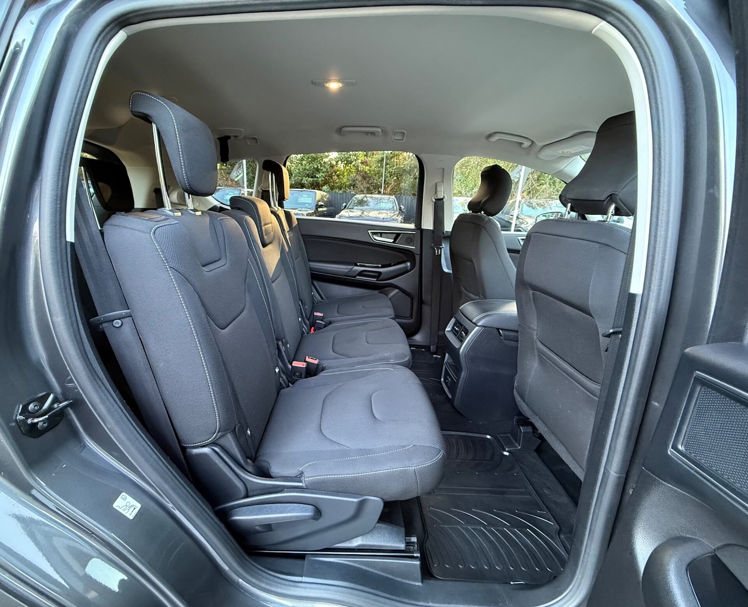 Used Ford S-Max 2016 for sale - 76588310: Photo 31