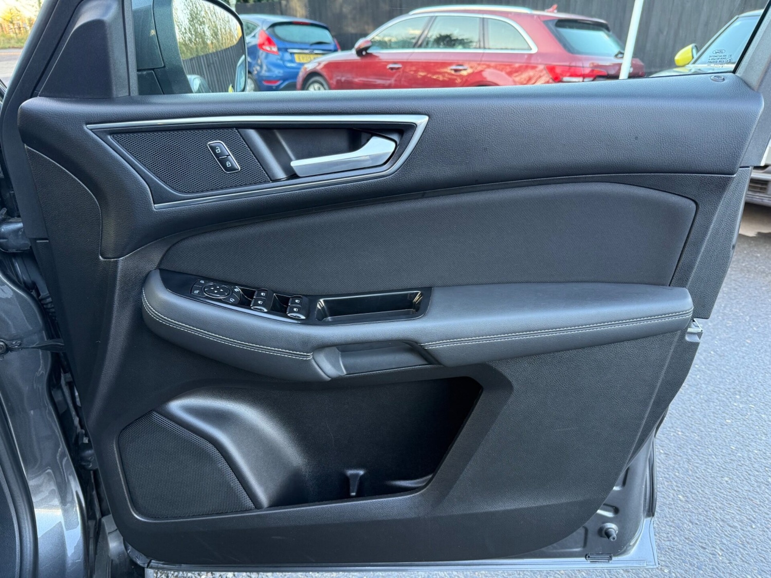 Used Ford S-Max 2016 for sale - 76588310: Photo 35