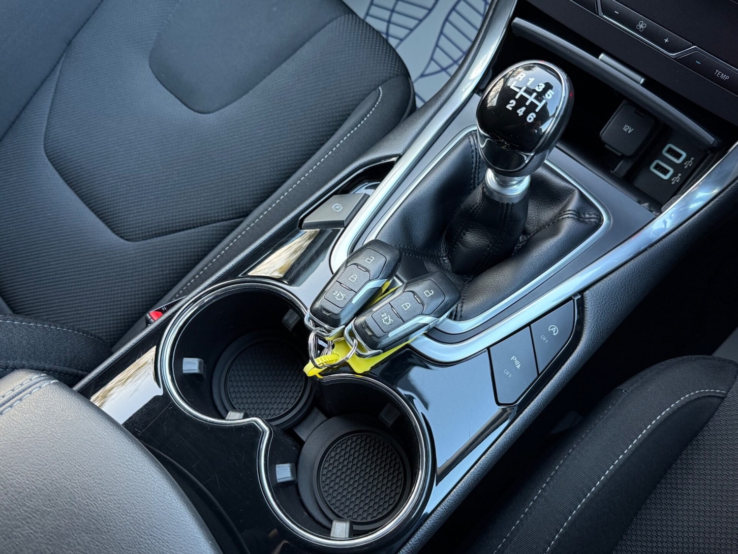 Used Ford S-Max 2016 for sale - 76588310: Photo 41