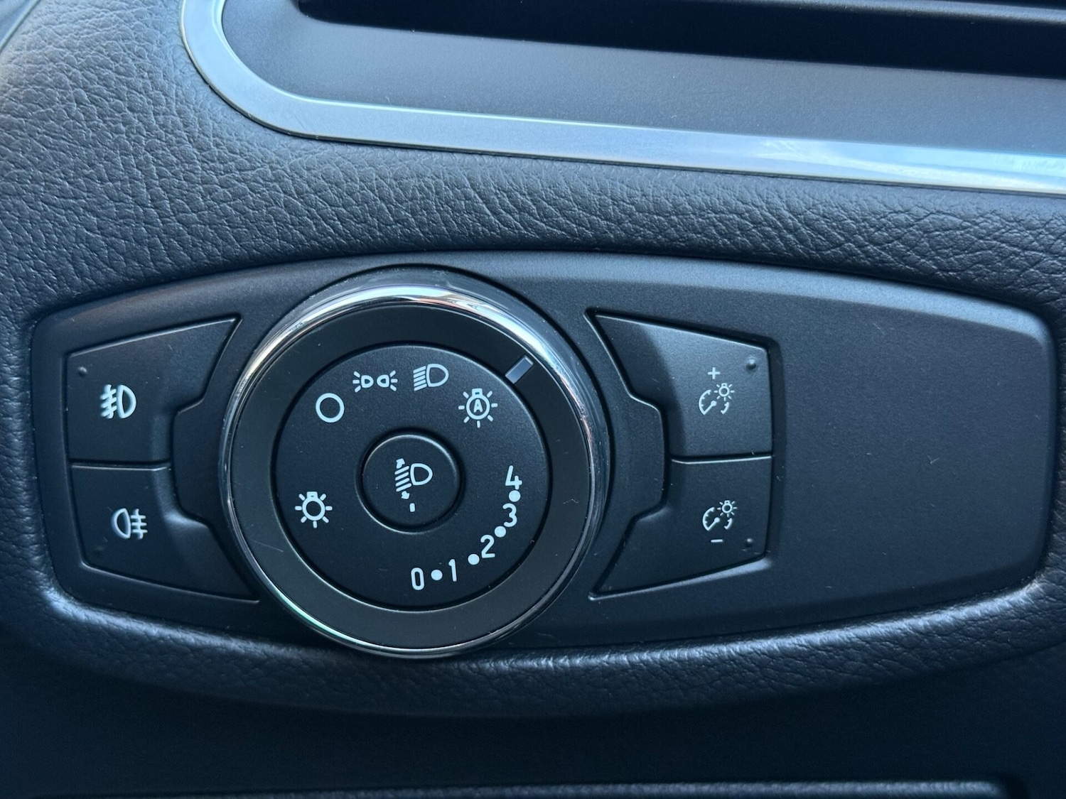 Used Ford S-Max 2016 for sale - 76588310: Photo 47