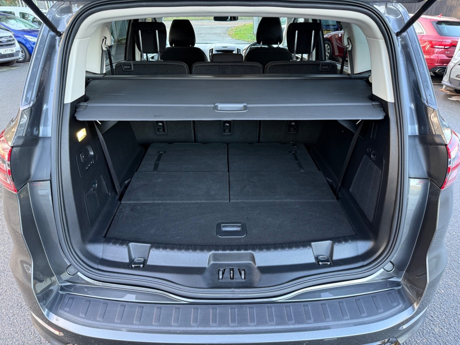 Used Ford S-Max 2016 for sale - 76588310: Photo 50