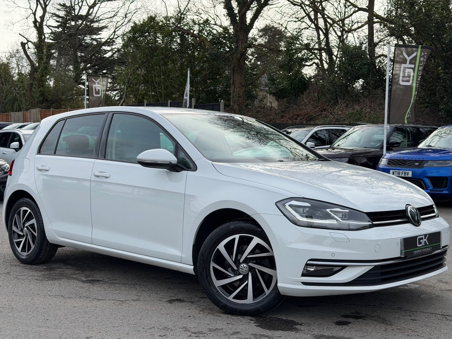 Used Volkswagen Golf 2020 for sale - 77617962: Photo 1