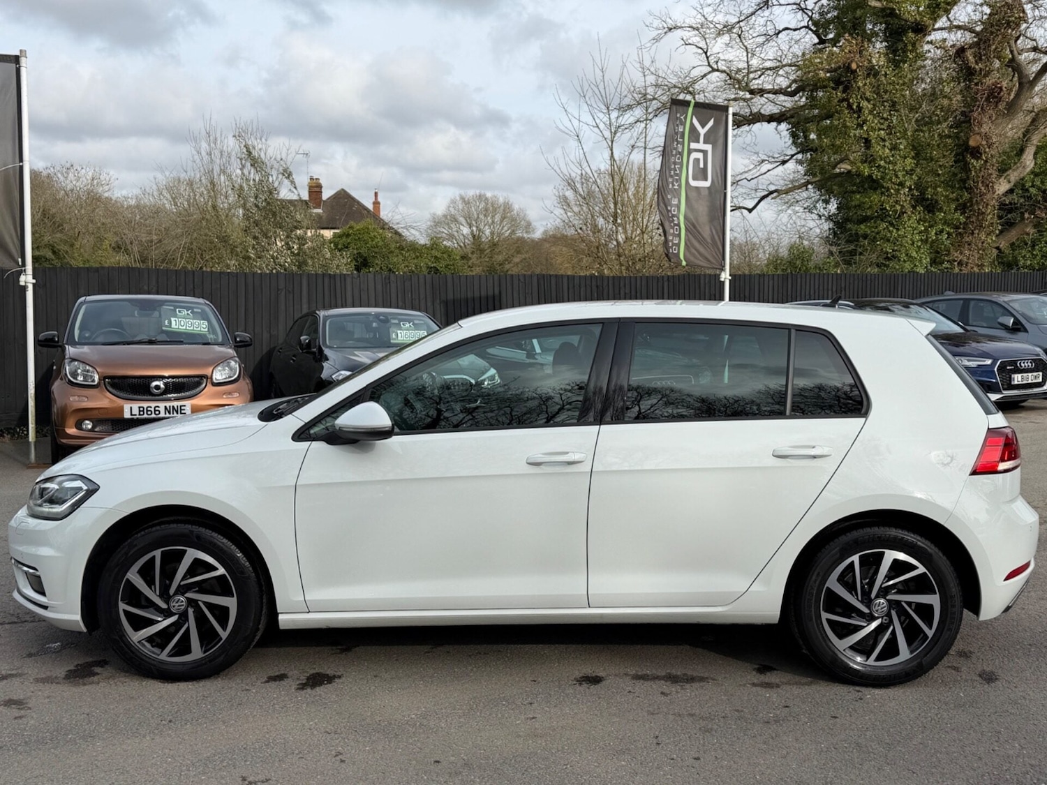 Used Volkswagen Golf 2020 for sale - 77617962: Photo 10