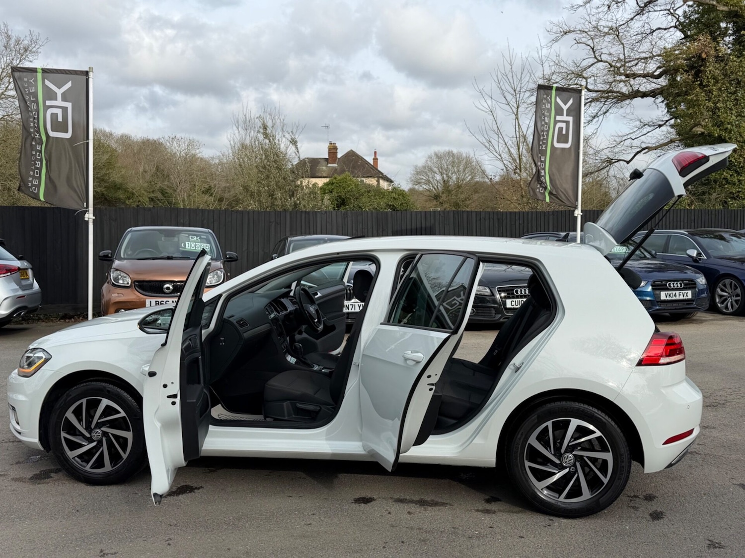 Used Volkswagen Golf 2020 for sale - 77617962: Photo 16