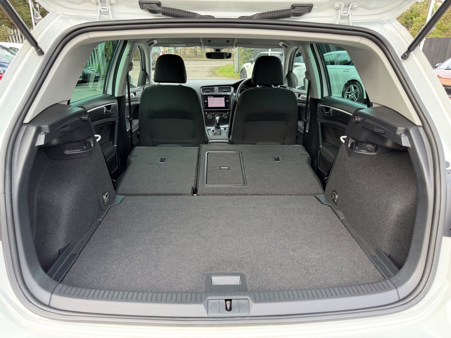 Used Volkswagen Golf 2020 for sale - 77617962: Photo 47