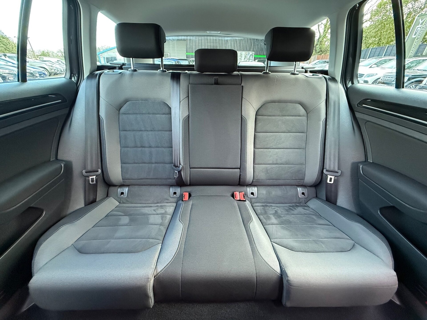 Used Volkswagen Golf 2019 for sale - 77236167: Photo 16