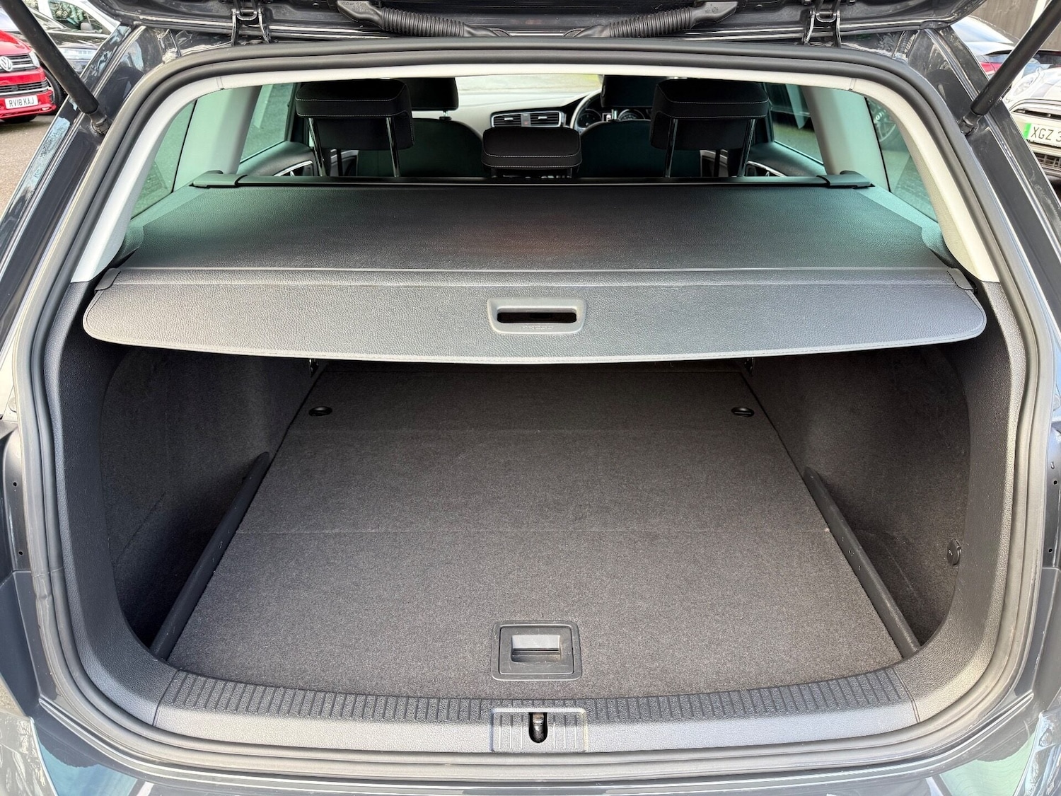 Used Volkswagen Golf 2019 for sale - 77236167: Photo 47