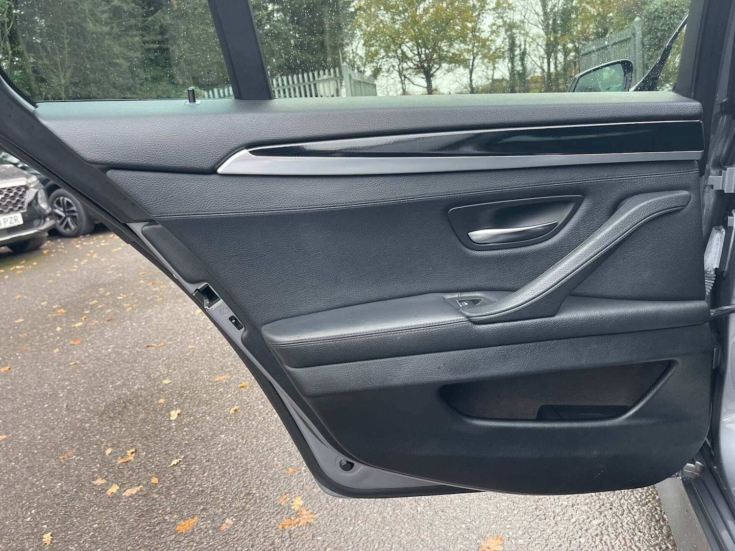 Used BMW 5 Series 2011 for sale - 76776528: Photo 27