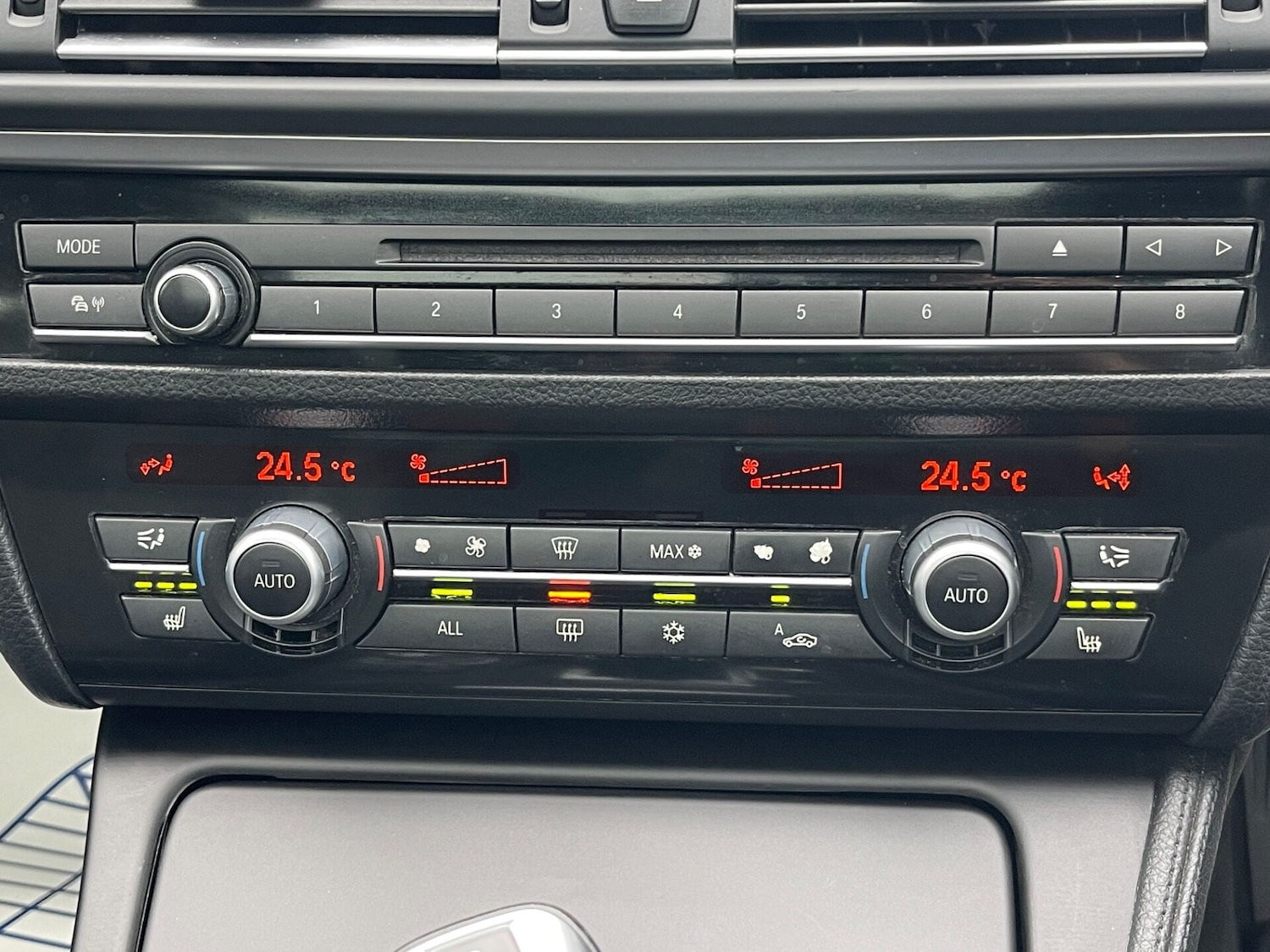 Used BMW 5 Series 2011 for sale - 76776528: Photo 37