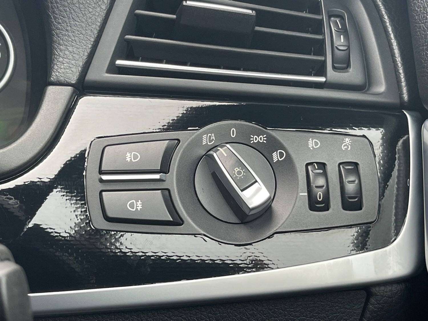 Used BMW 5 Series 2011 for sale - 76776528: Photo 45