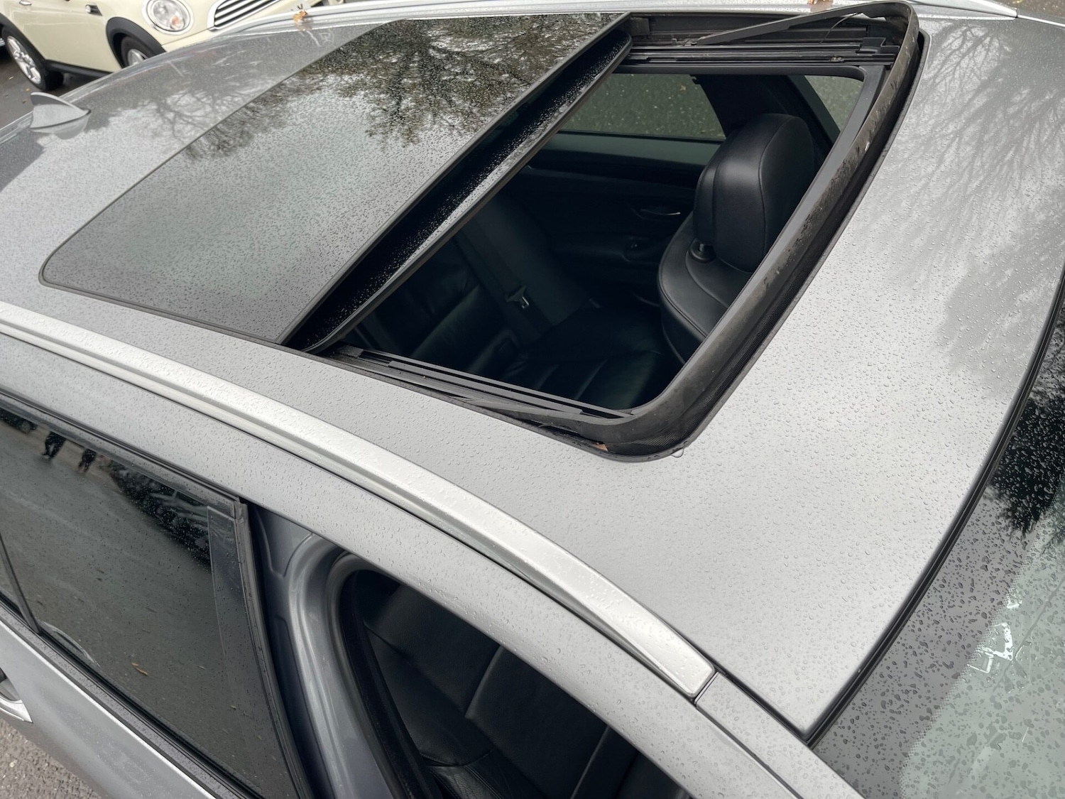 Used BMW 5 Series 2011 for sale - 76776528: Photo 53