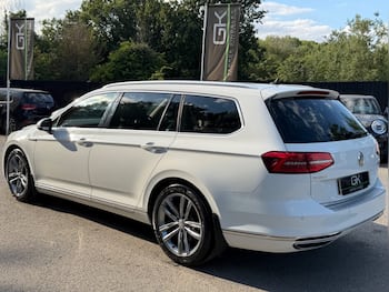 Used Volkswagen Passat 2015 for sale - 79504091: Photo