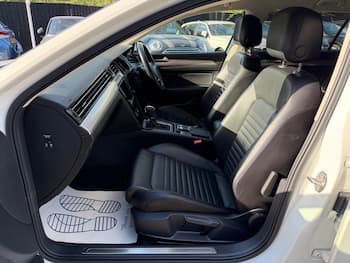 Used Volkswagen Passat 2015 for sale - 79504091: Photo