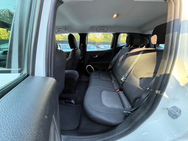 Used Jeep Renegade 2016 for sale - 76133784: Photo 24