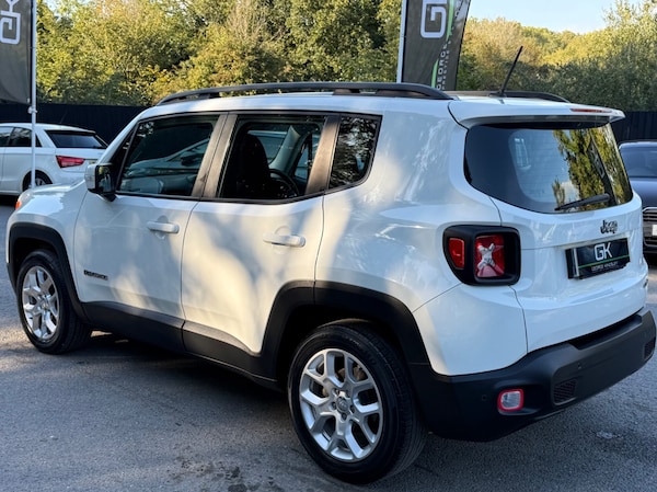 Used Jeep Renegade 2016 for sale - 76133784: Photo 2