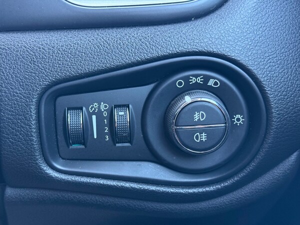 Used Jeep Renegade 2016 for sale - 76133784: Photo 42