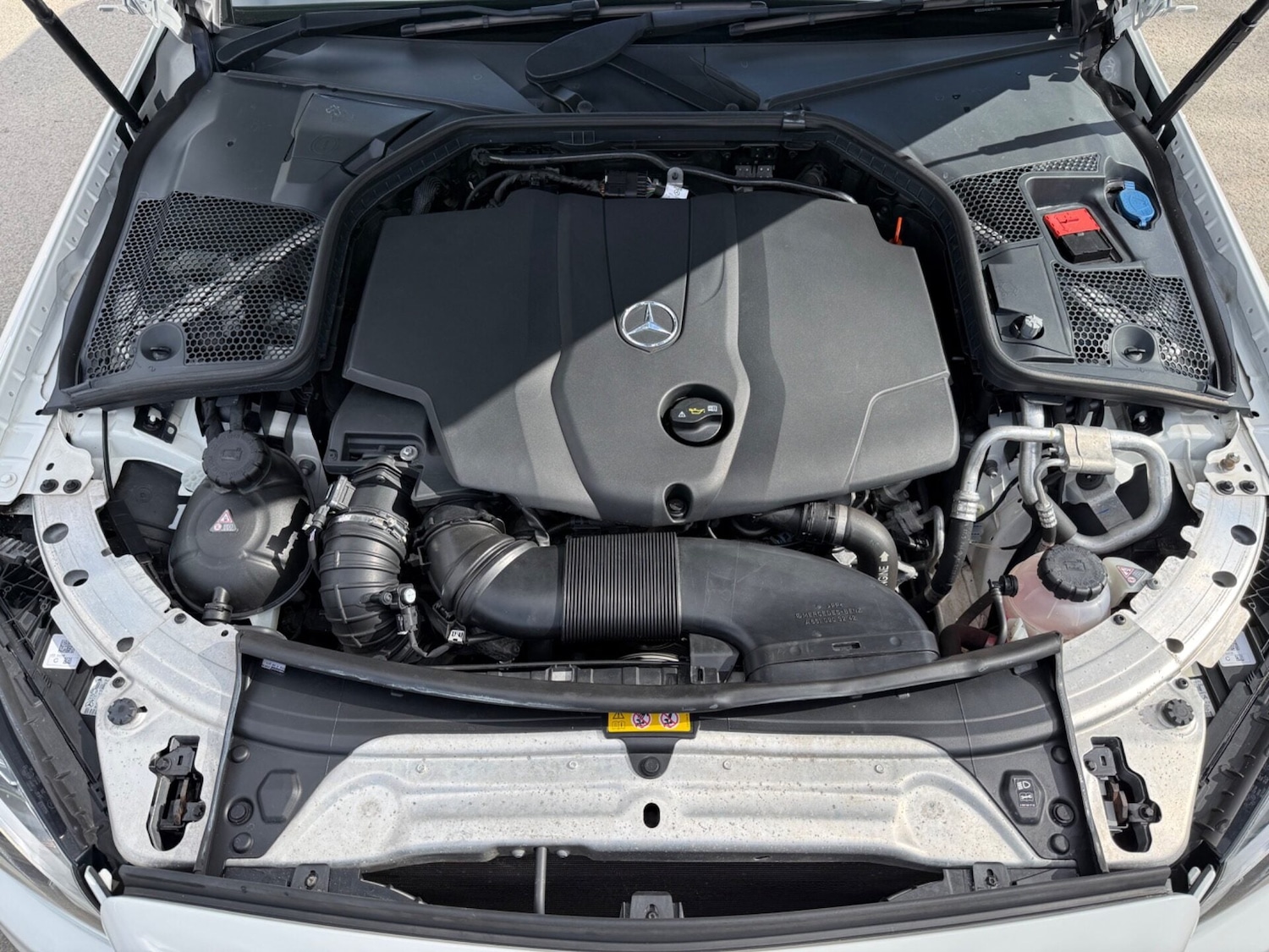 Used Mercedes-Benz C Class 2018 for sale - 78025578: Photo 39