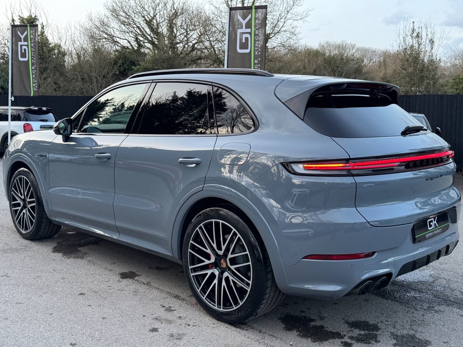 Used Porsche Cayenne 2025 for sale - 77568484: Photo 2