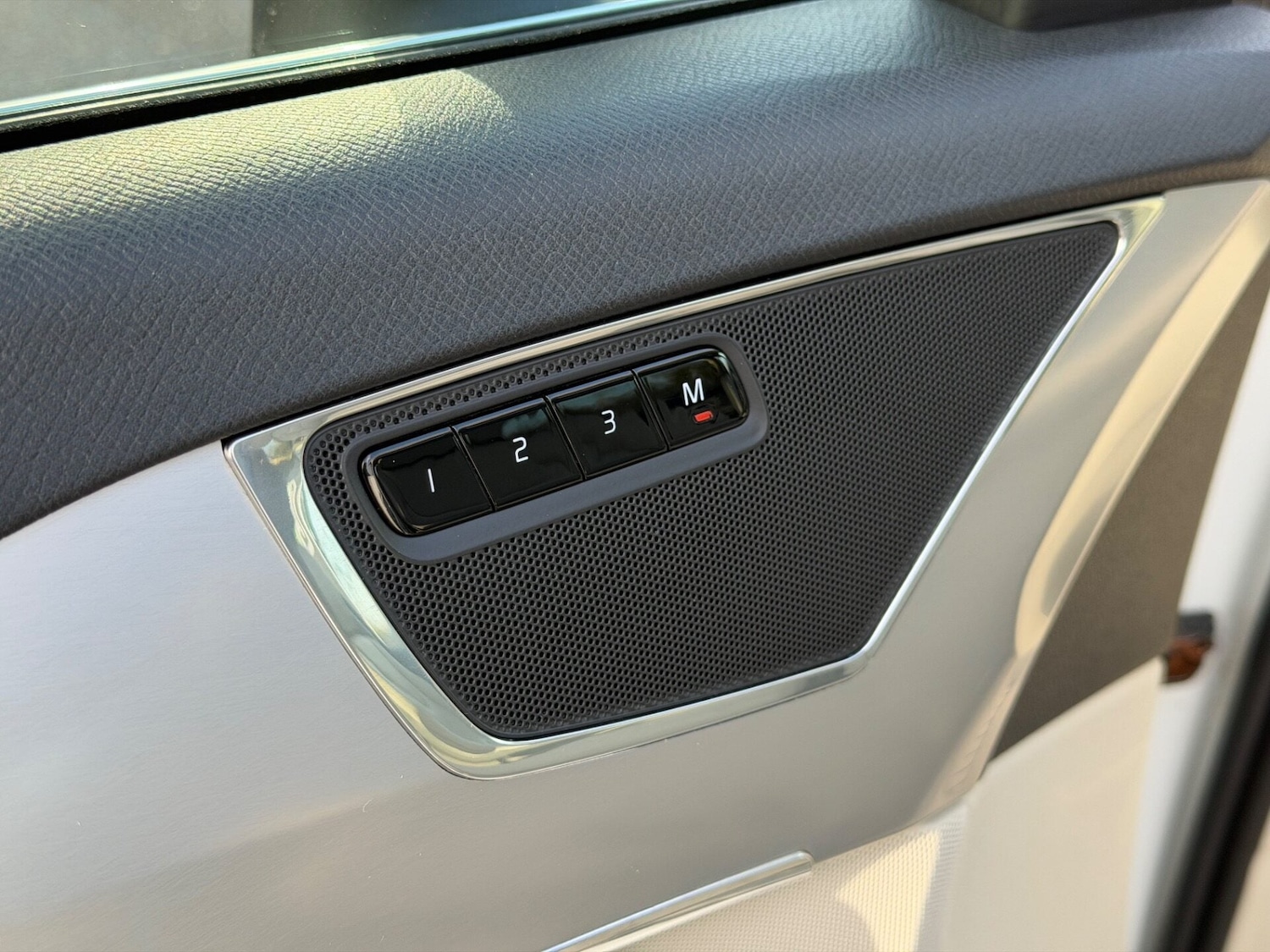 Used Volvo XC90 2018 for sale - 77417076: Photo 28